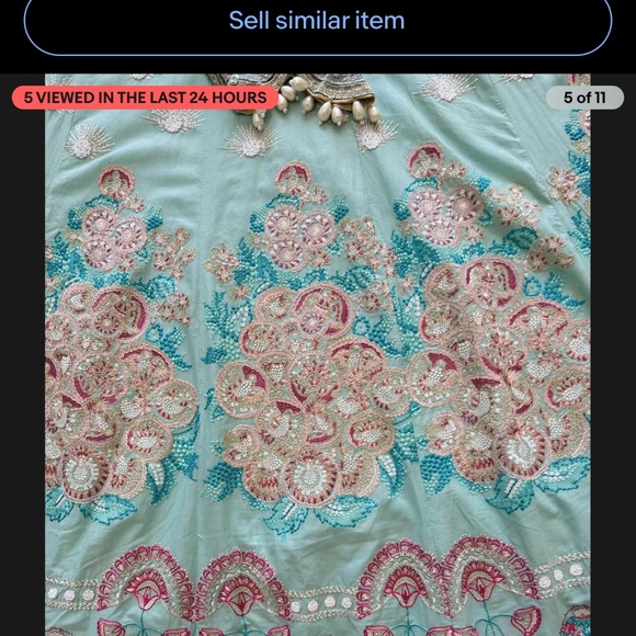 Pakistani designer lawn - Picture 2 of 7